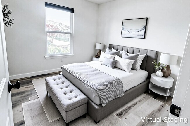 Building Photo - 708 Promenade Dr