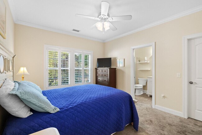 Building Photo - Coastal Living at its Best: Charming 3-Bedroom Near the Beach