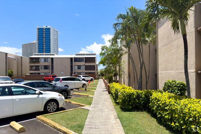 Building Photo - Kauluwela II Apartments