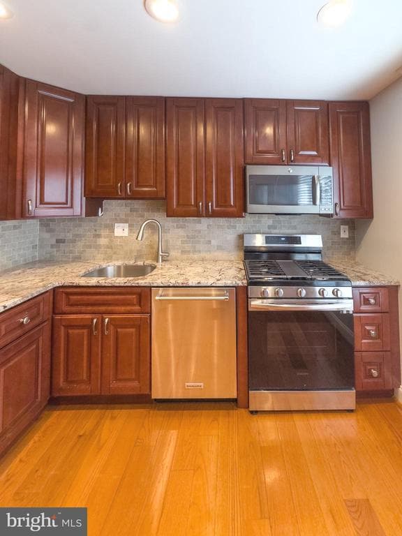Building Photo - 2419 Ansdel Ct