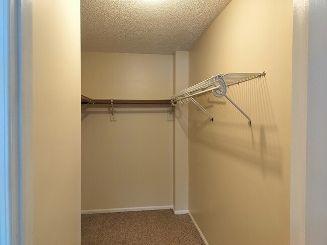 Building Photo - 19 Mendrey Ct