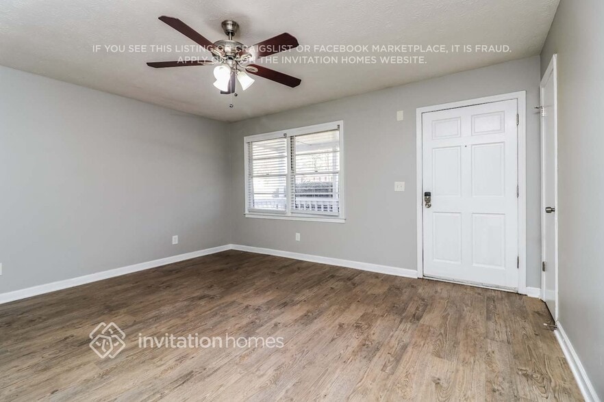 Building Photo - 184 Sheila Ln