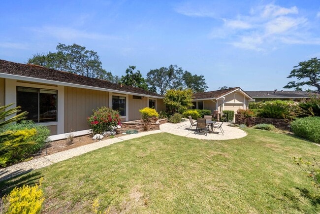 Primary Photo - 7175 Red Holly Ct