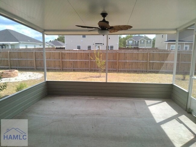 Building Photo - 729 Burke Dr