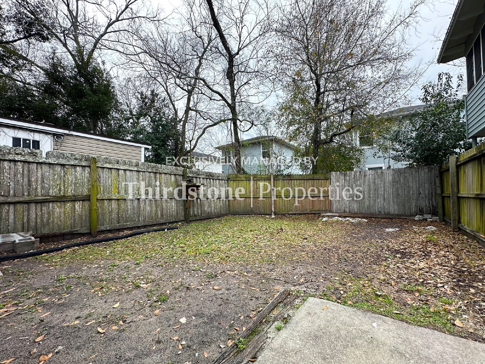 Building Photo - 672 Chestnut St