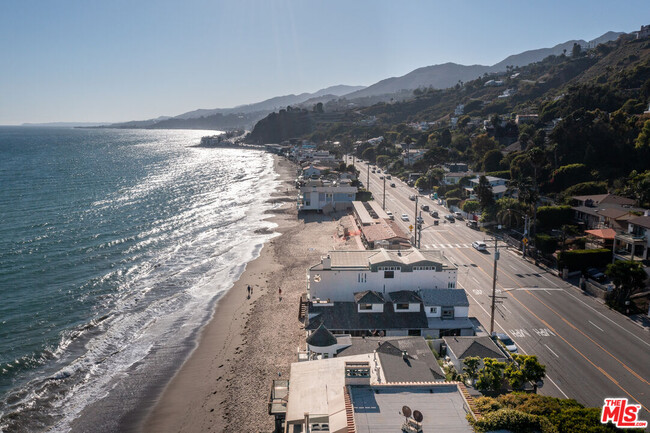 Building Photo - 21424 Pacific Coast Hwy