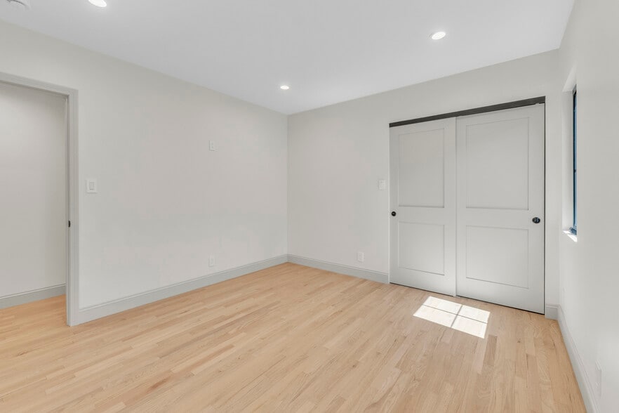 Bedroom #3 - 4316 Bellaire Ave