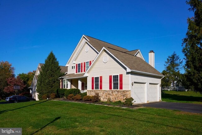 Building Photo - 411 Old Lincoln Hwy