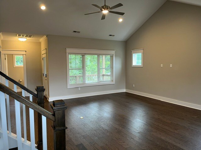 Building Photo - 111 Ellis Ln