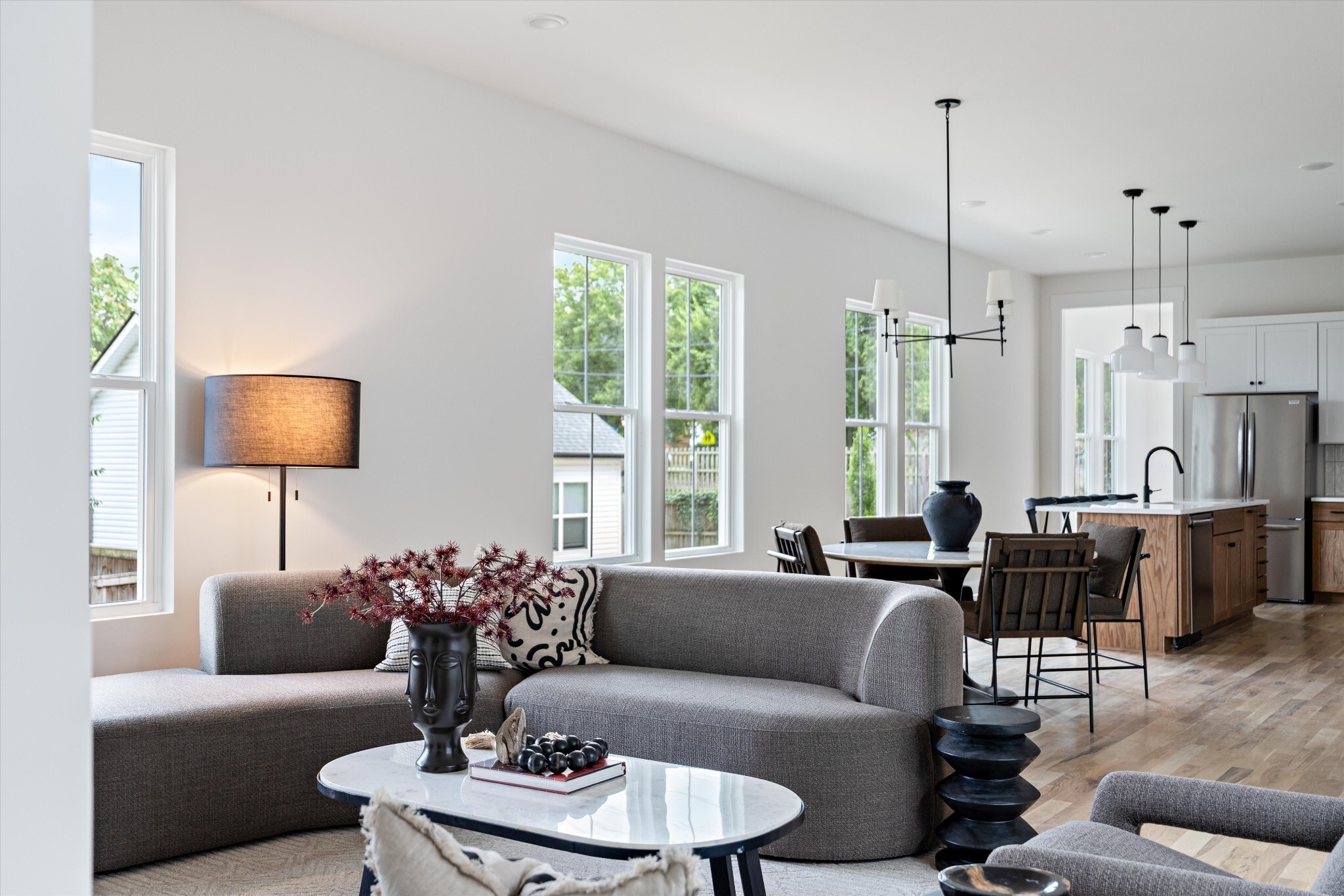 Building Photo - 2826 Clifton Ave