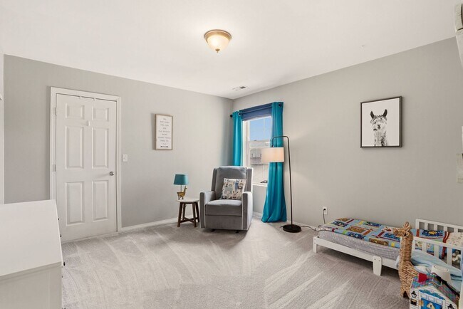 Building Photo - Spacious 3BR/3BA Sonata Springs Home | Minutes to Gonzaga & Downtown Spokane