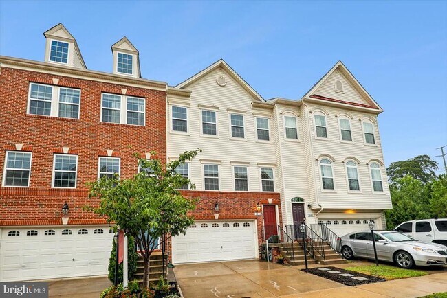 Building Photo - 1004 Red Clover Rd