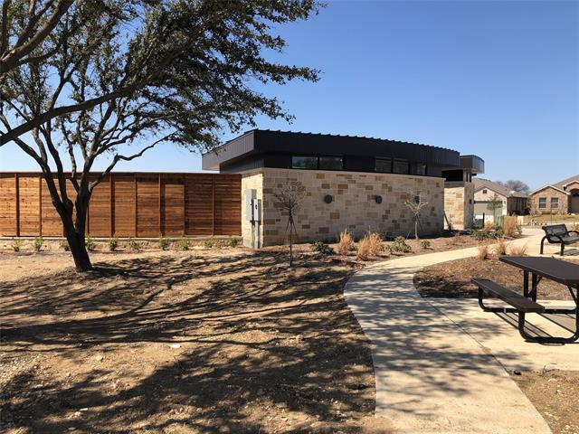Building Photo - 708 Castlebar Ct