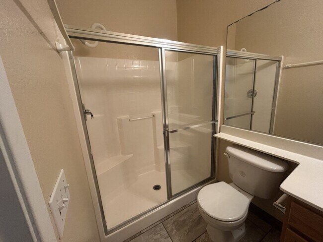 Building Photo - 37978 Spur Dr