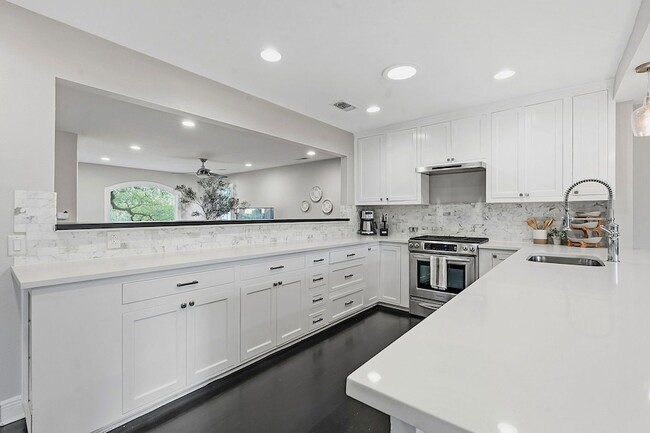Building Photo - 1506 Chelsea Ln