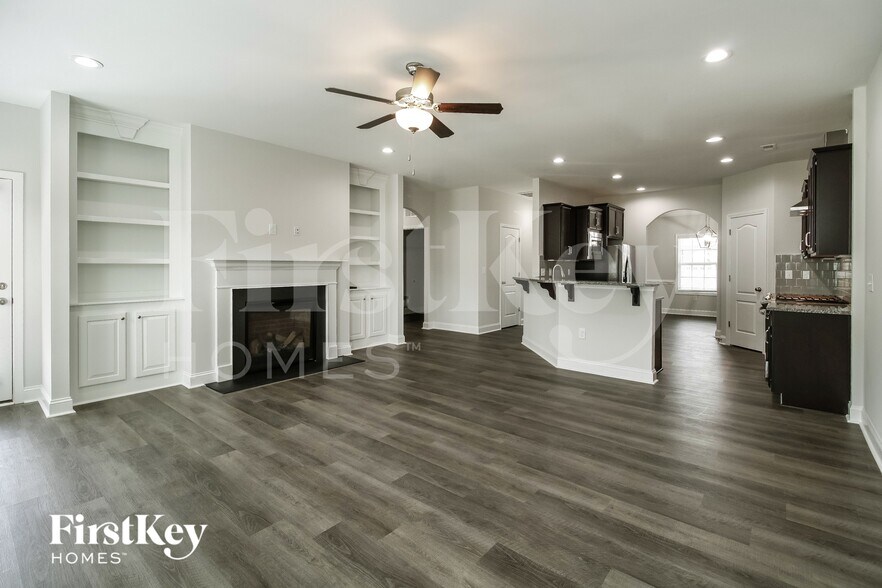 Building Photo - 4641 Skyview Trail