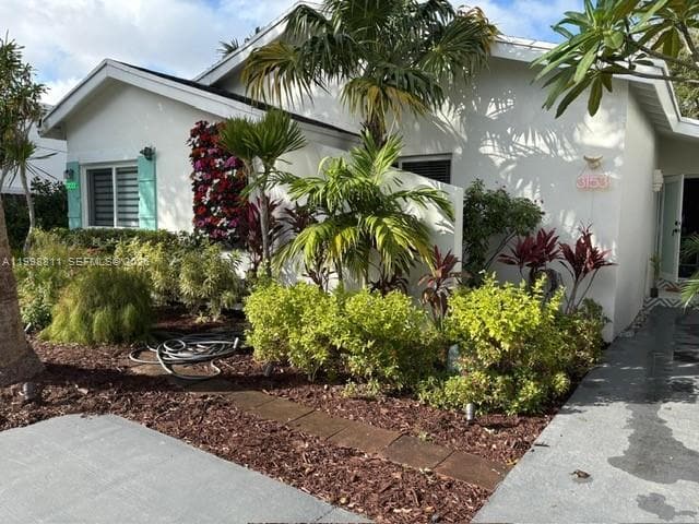 Building Photo - 3155 Jackson Ave