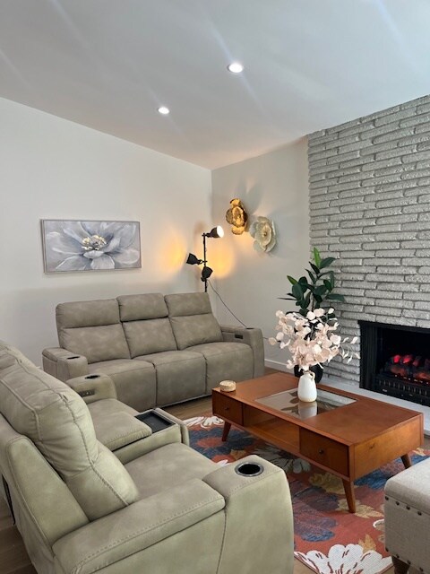 Building Photo - 5304 Baza Ave