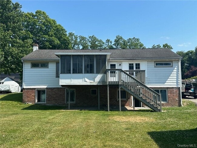 Building Photo - 6 Flynn Ln