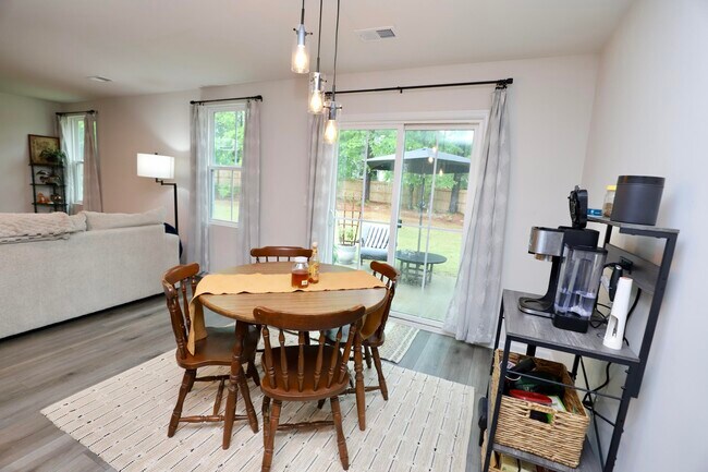 Building Photo - 1029 Bermuda Cedar Ln