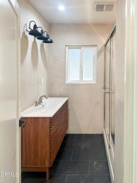 Building Photo - 18207 Acre St