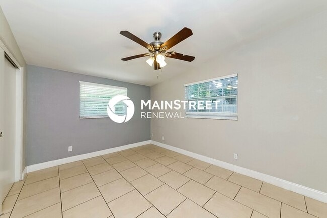 Building Photo - 3 Bedroom Pet-Friendly Home in Bradenton, ...
