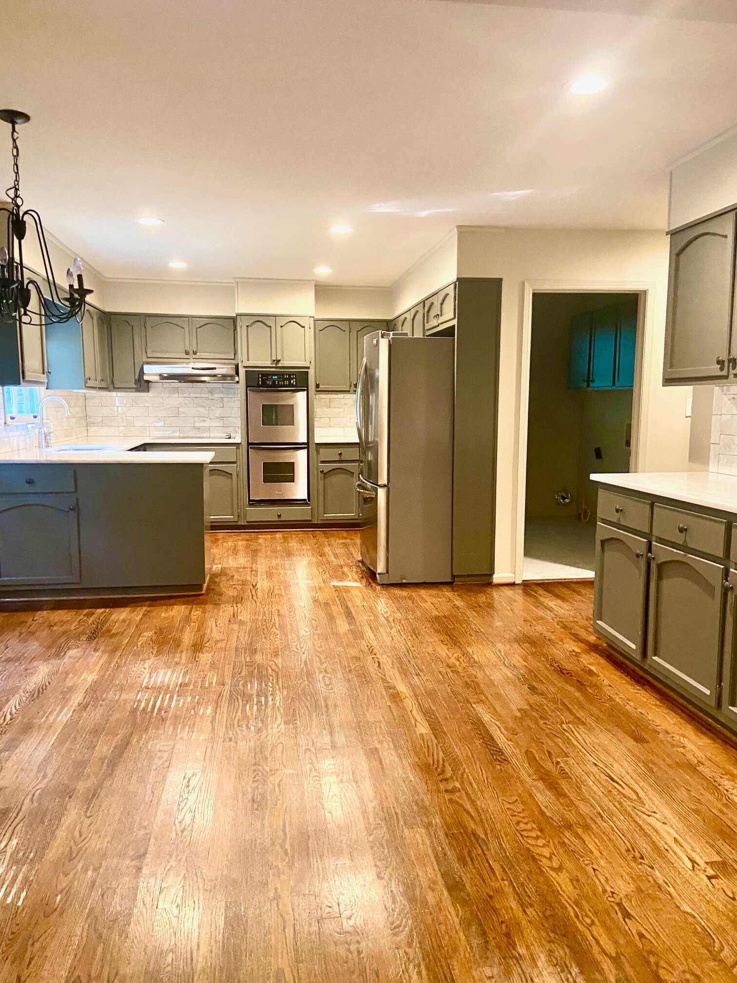 Building Photo - 3414 N River Rd