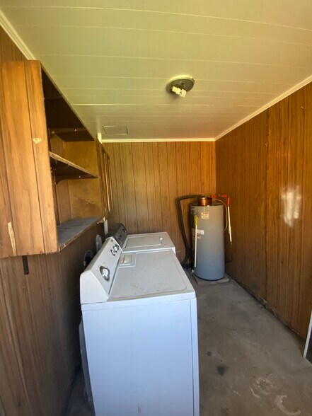 Building Photo - 725 Washington St