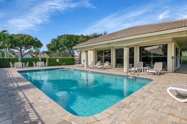 Building Photo - 5625 Aspen Ridge Cir