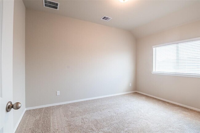Building Photo - 12502 Llano Estacado Dr