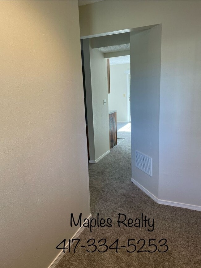 Primary Photo - One Bedroom Ground Level Walk In Condo - N...