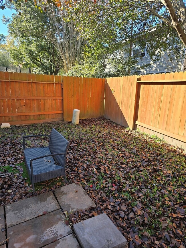 Building Photo - 17515 Bering Bridge Ln