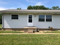 Building Photo - 130-132 Fauber Ln