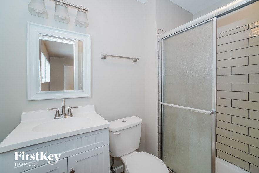 Building Photo - 1056 Briarcliff Rd