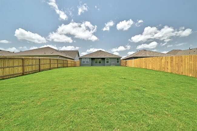 Building Photo - 106 N Richland Dr