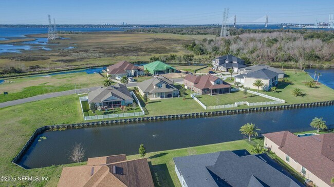 Building Photo - 4786 Yacht Ct