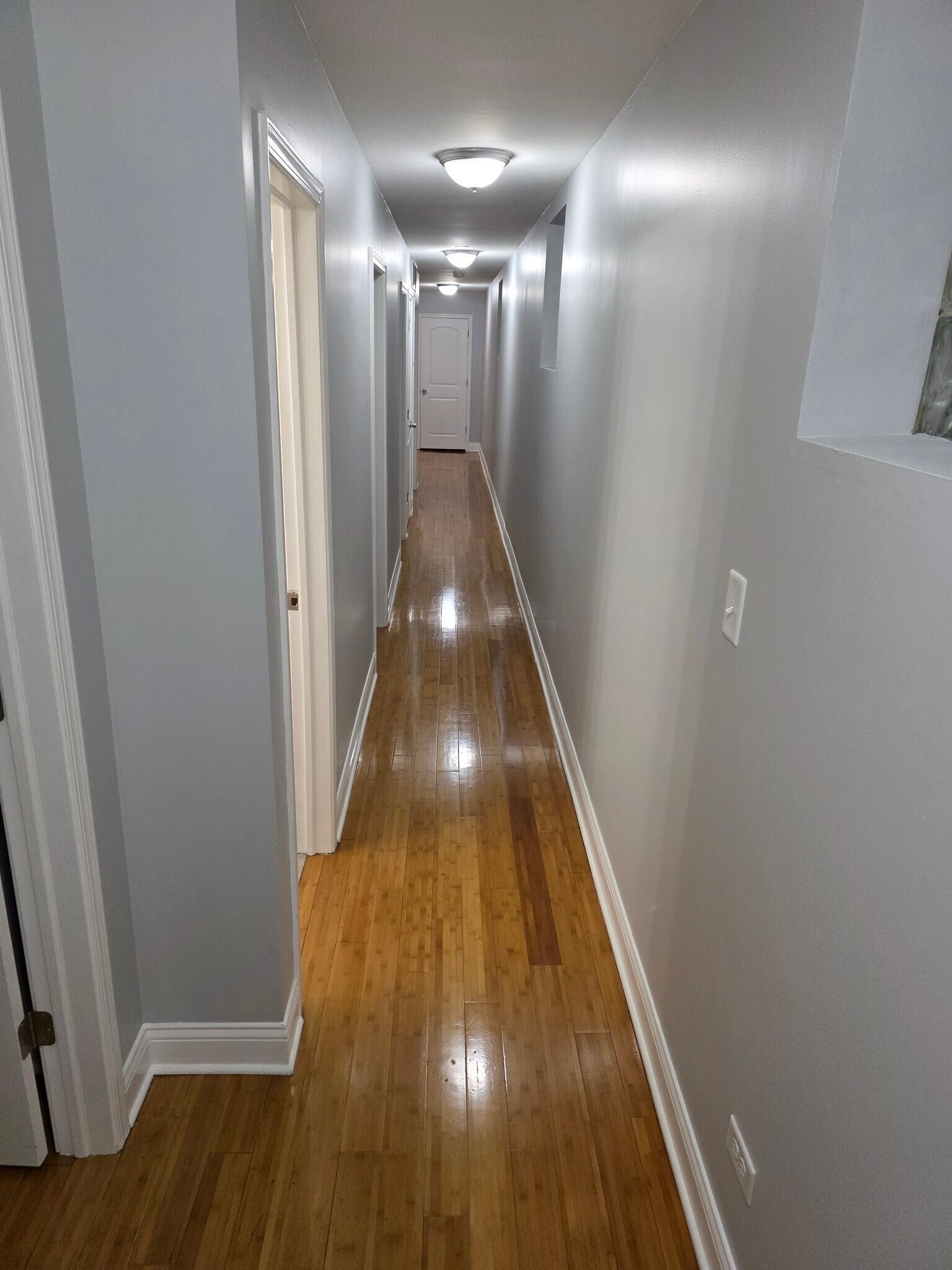 Building Photo - 1231 S Avers Ave