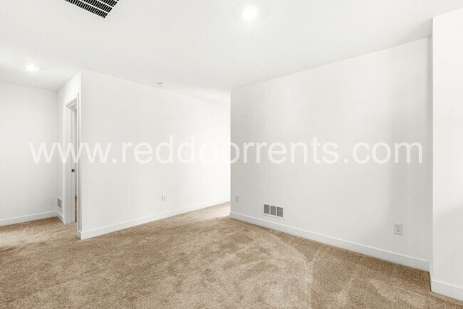 Building Photo - 4513 Branower St