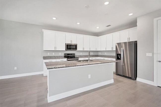 Building Photo - 2561 Buckthorn Lp