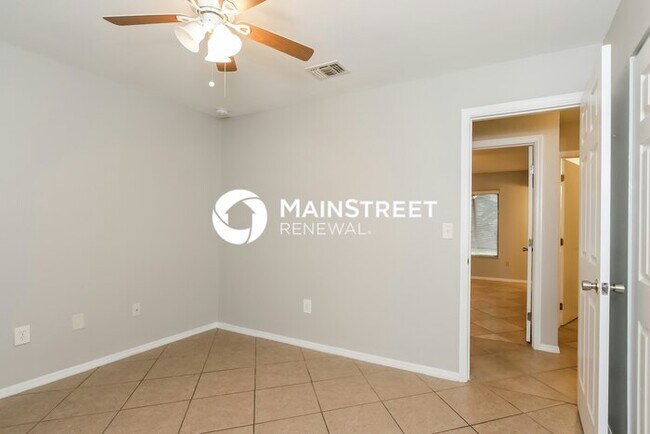 Building Photo - 3 Bedroom Pet-Friendly Home in North Port, FL with Main Street Renewal