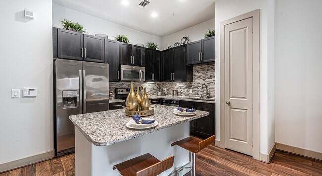 Primary Photo - 1 Bed W/ Luxury and Style!