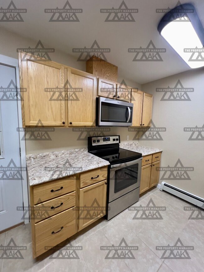 Building Photo - Grumman St 2400-