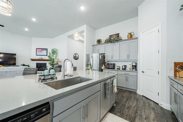 Building Photo - 4130 Yellow Jasmine Ln