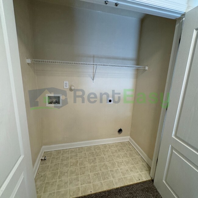 Building Photo - 5208 Pirata Pl