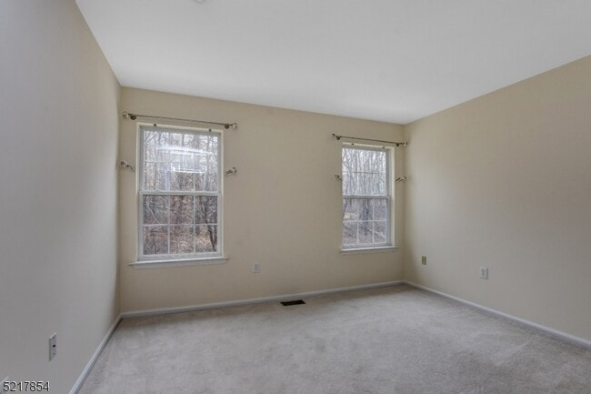 Building Photo - 118 Constitution Way