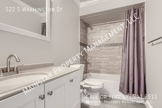 Building Photo - 522 S Washington St