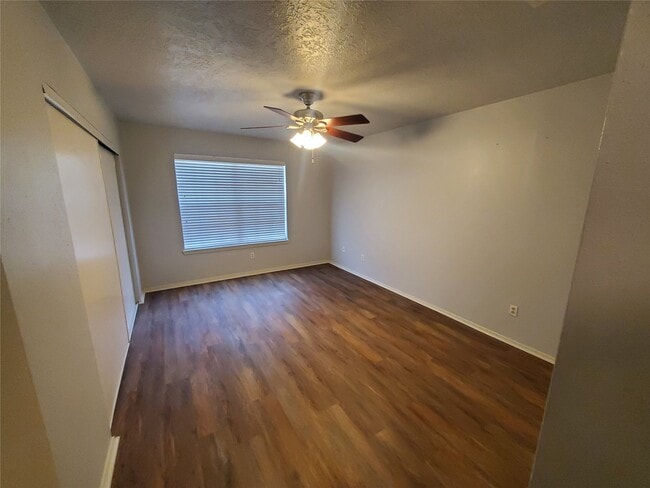 Building Photo - 2306 Spring Dusk Ln