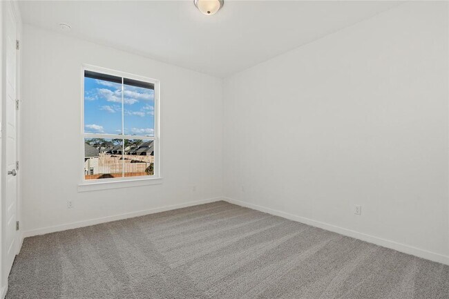 Building Photo - 2521 Dabster Dr