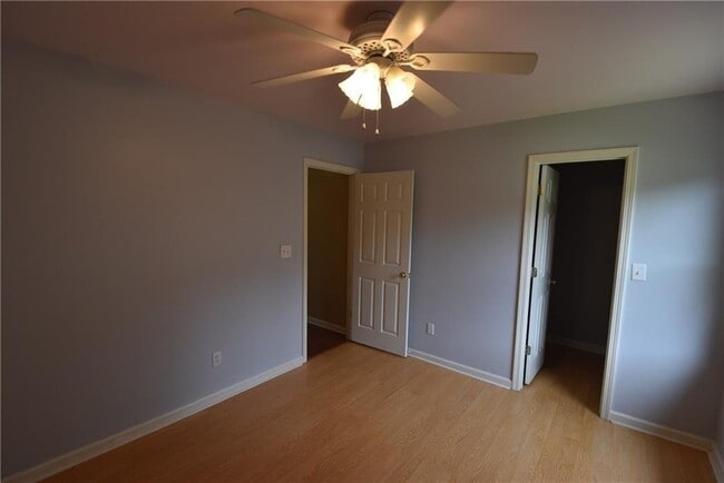 Building Photo - 629 Overhill Dr