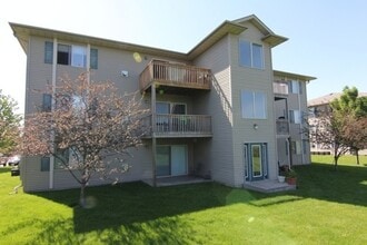 Building Photo - 2 Bedroom 1 Bath Condo in North Liberty!